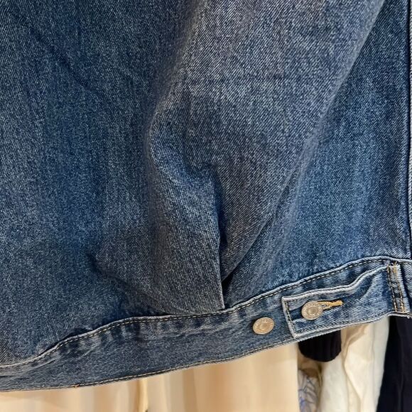 NWT Levi's® Premium 90S TRUCKER JACKET Jean Denim Boyfriend Baggy - Picture 4 of 5